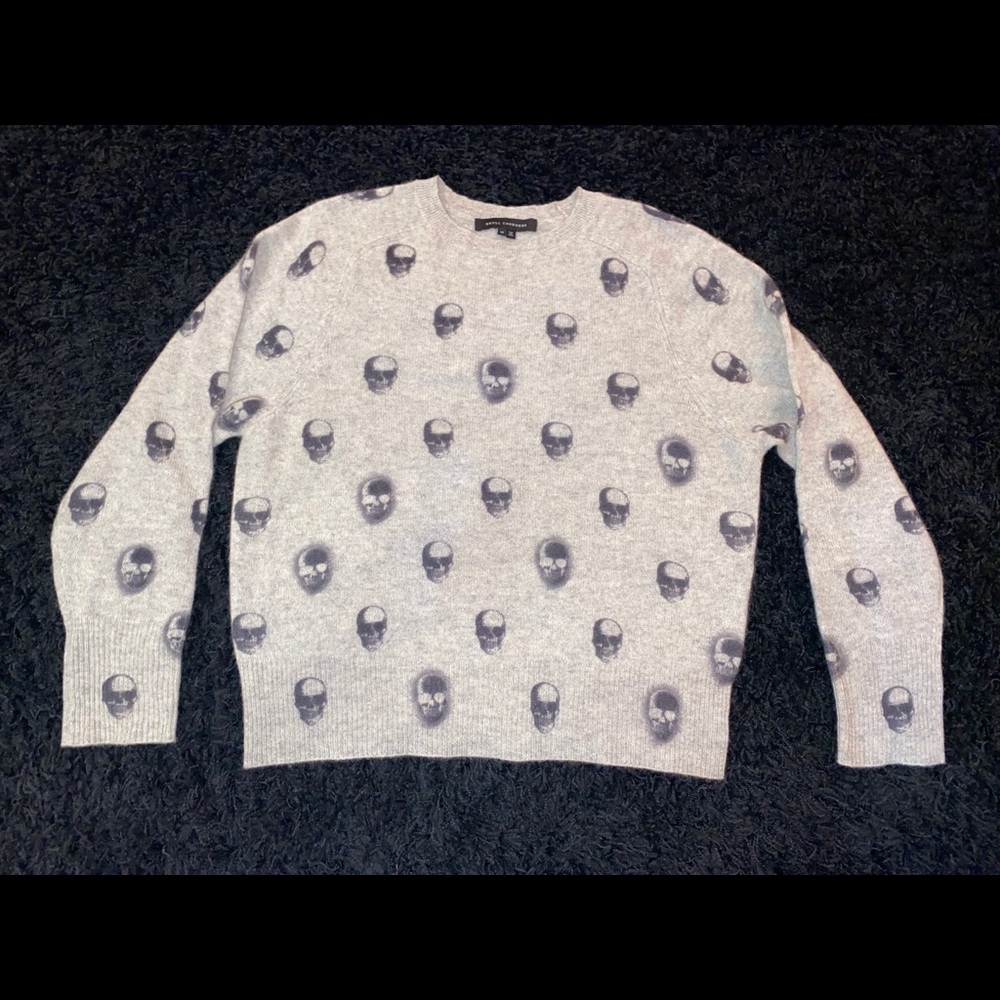 Cashmere sweater